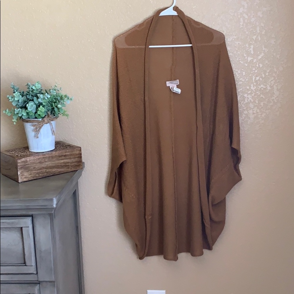 Open-knit cardigan
